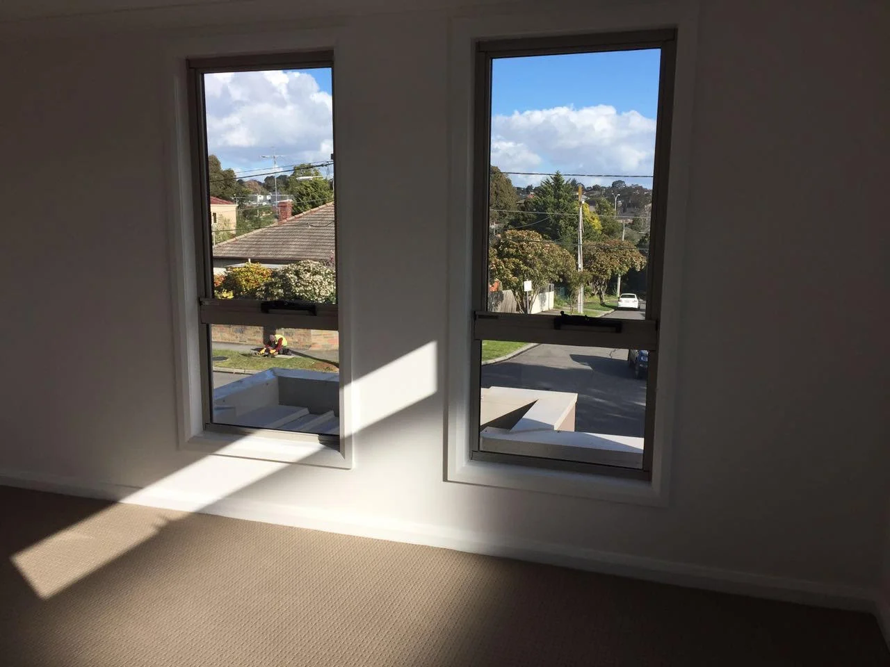 Burwood_安静，干净，明亮，——单间出租