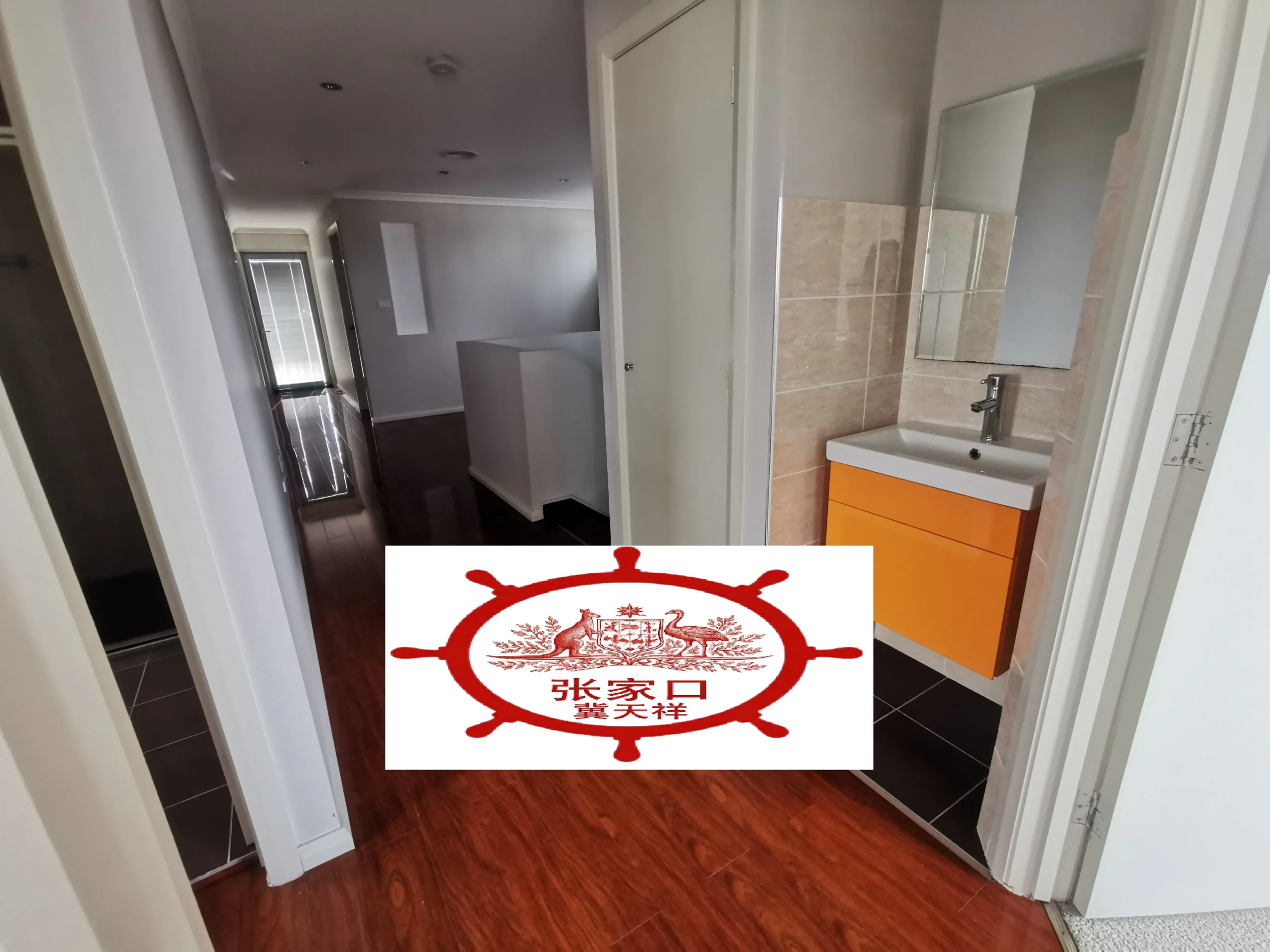 Gungahlin湖边双层别墅 包极速宽带 近公交轻轨